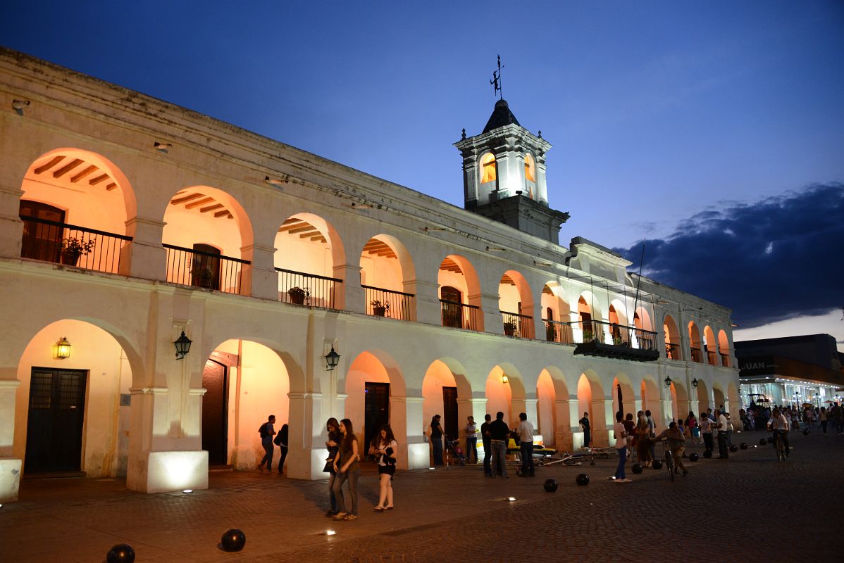 04-1 The Colonial Salta Cabildo On Plaza 9 de Julio